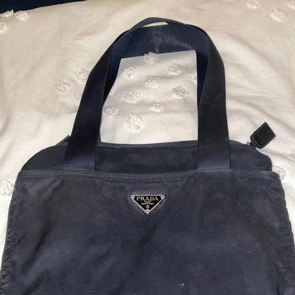 Black Prada nylon shoulder bag - Picture 2 of 6